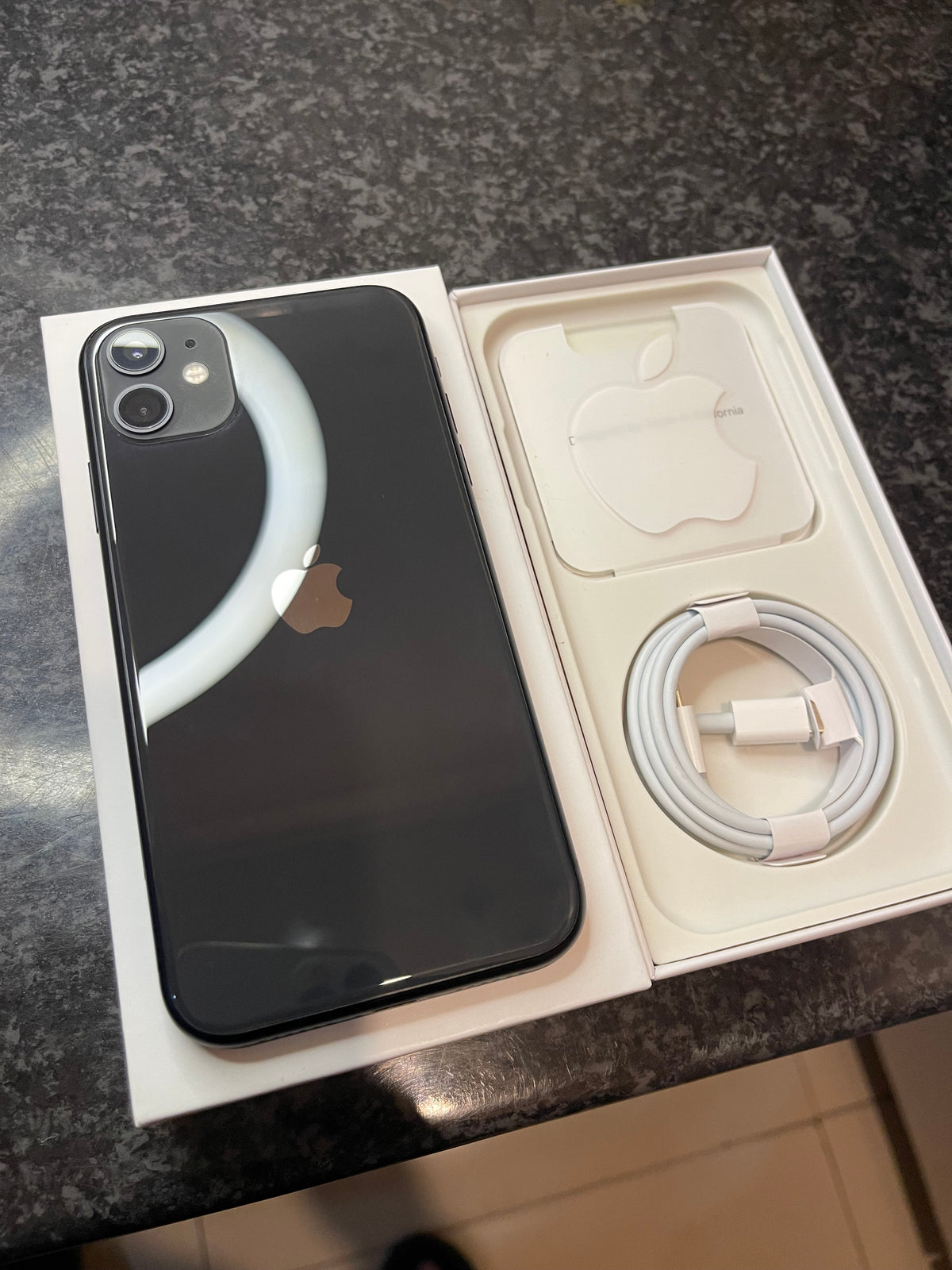 iPhone 11 64GB New (Refurbished)